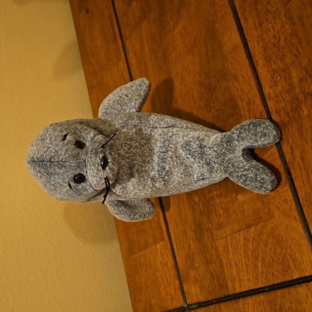 Ty Beanie Baby - Slippery plus a FREE surprise Beanie Baby